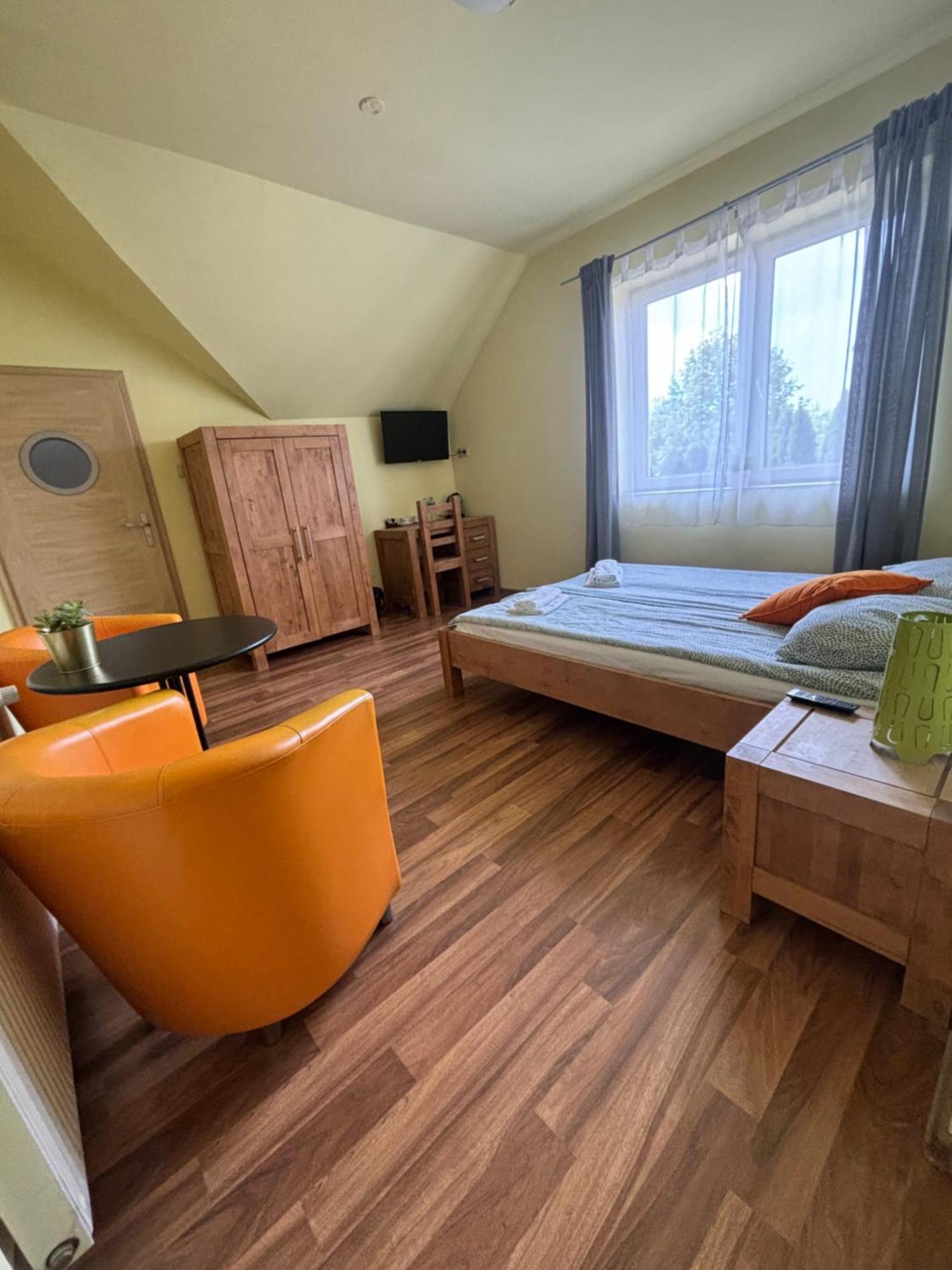 Bedrooms 3 Maja 15A 우치 외부 사진